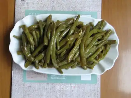 Roasted sugar beans