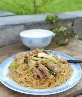 Skinny hog and rice powder