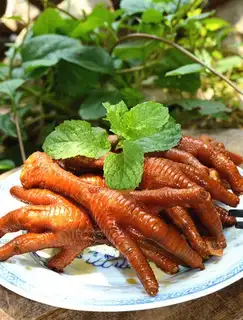 Soy chicken feet