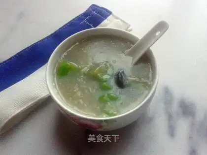 Sprinkled egg congee