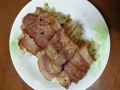 Bacon pins and mushrooms