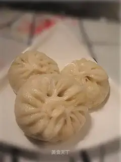 Pork and cabbage buns