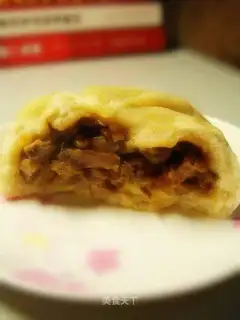 Three delicacies pork bun