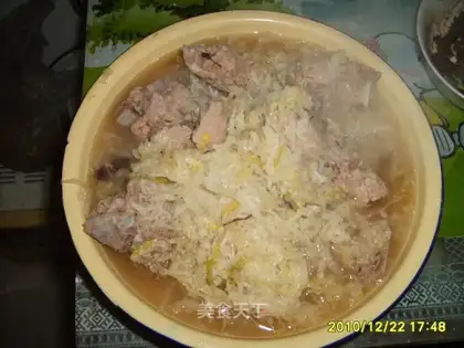 Stewed Chinese cabbage on spine