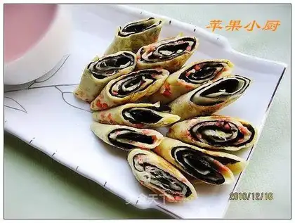 Seaweed and onion egg burrito