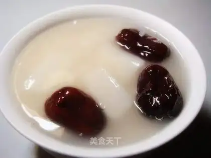 Yams and red dates porridge