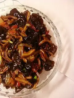 stir-fried beef tripe with fungus
