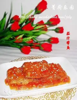 Hairfish in tomato sauce