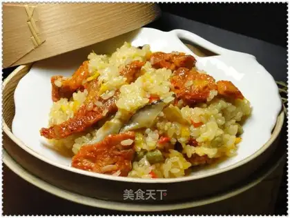 Rice with plum meat and lotus leaf in honey sauce