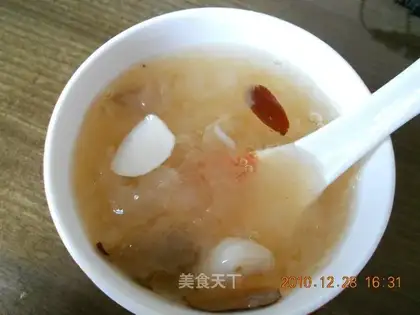 Stewed Snow Clam with Tremella