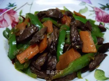 stir-fried chicken hearts with green pepper