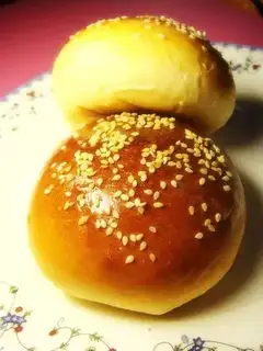 Small meal buns with bean paste
