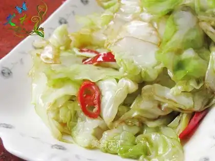 stir-fried cabbage with spicy sauce