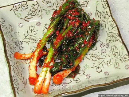 Scallion pickles