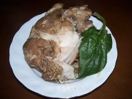 Stewed chicken skeleton