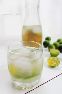 Iced orange tea