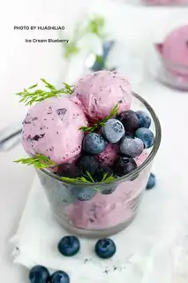 Blueberry coconut cream