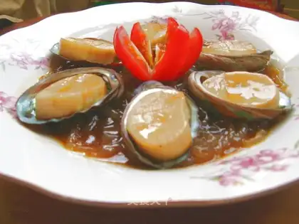 A fanny abalone