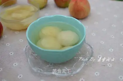 Sugar peaches