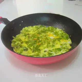 Pyramid eggs