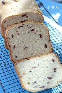 Cranberry toast