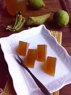 Red-tree juice, lasagna