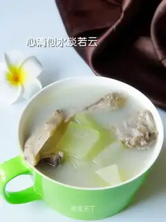 Milky melon broth