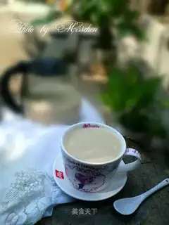 Homemade milk tea
