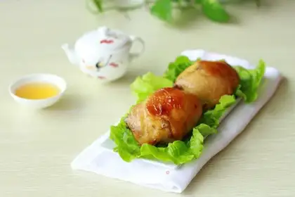 Thai roast chicken leg