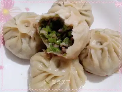 The soy sauce and the bean-water bun