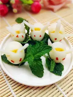 A quail egg rabbit