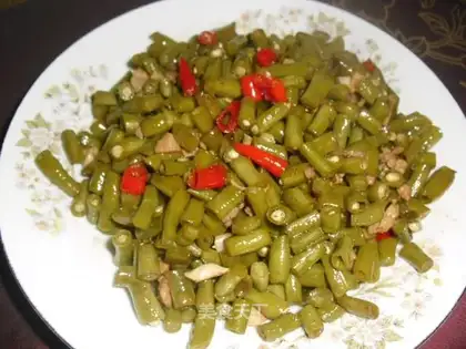Meat and sour beans