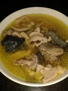 Pig belly chicken