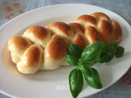 Handtail bread
