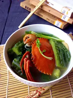 Crabs boil bitter melons
