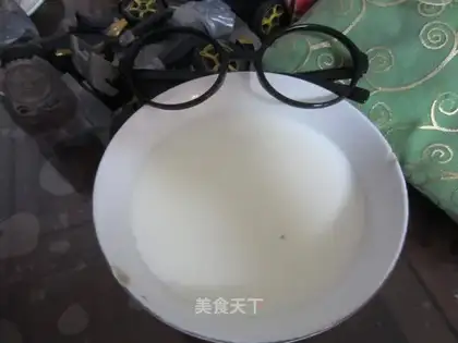 Homemade double-skinned milk
