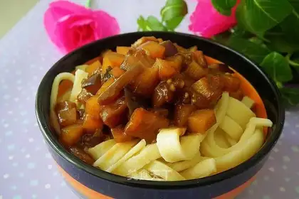 Egghand noodles
