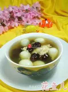 Wine and red date quail egg soup