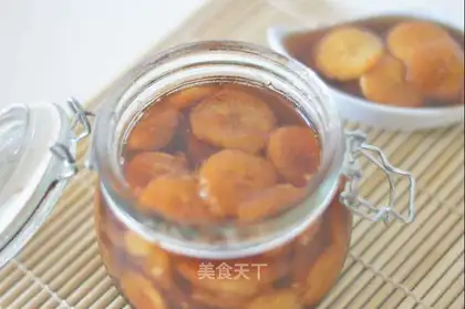 Banana vinegar