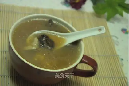 Chicken soup with hep