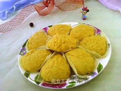 Steamed corn