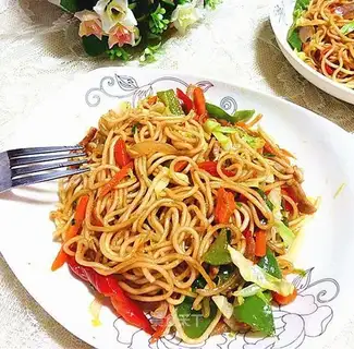 Five-coloured silk noodles