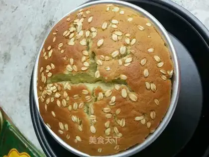 A tea oatmeal cake