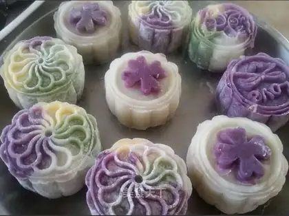Ice mooncake