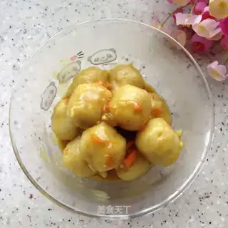 Curry fishballs