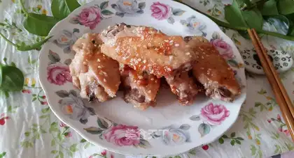 Fried chicken wings