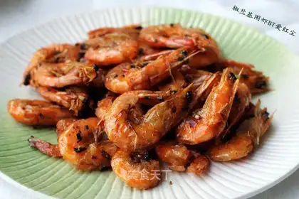 Pretzels, prawns