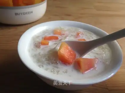 A papaya milk swallow nest