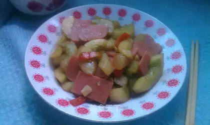 cucumber fried lunch meat