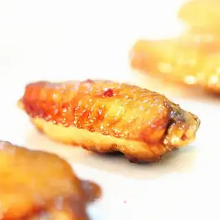 Roasted chicken wings